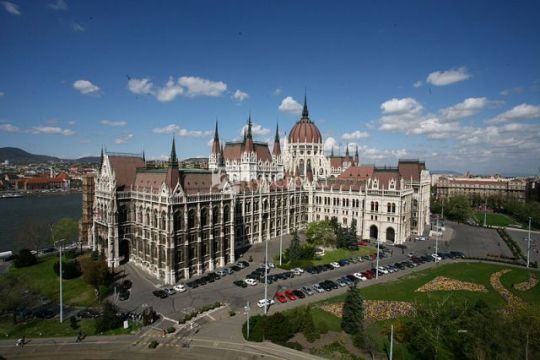 Здание венгерского парламента