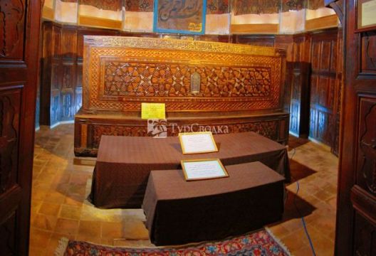 Мавзолей шейха Сефи ад-Дина. Автор: Arashk rp2, wikimedia.org