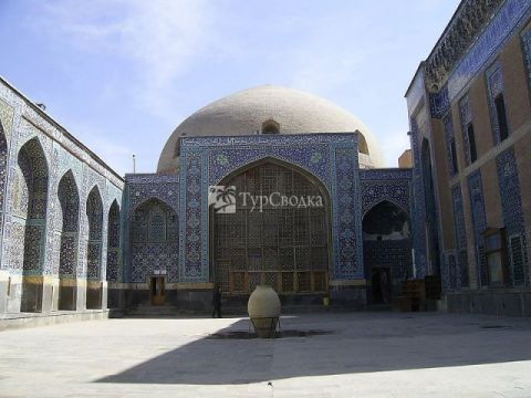 Мавзолей шейха Сефи ад-Дина. Автор:  Ashena iran, wikimedia.org