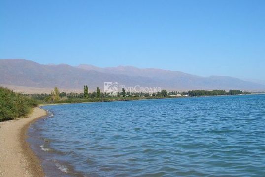 Озеро Иссык-Куль. Автор: Vmenkov, wikimedia.org