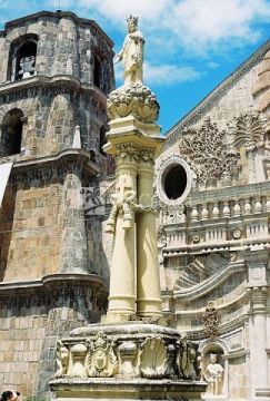 Церковь Миагао. Автор: Carlponcegarcia, wikimedia.org