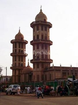 Великая мечеть в г.Уагадугу.