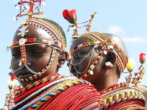 Национальный наряд племени Samburu.