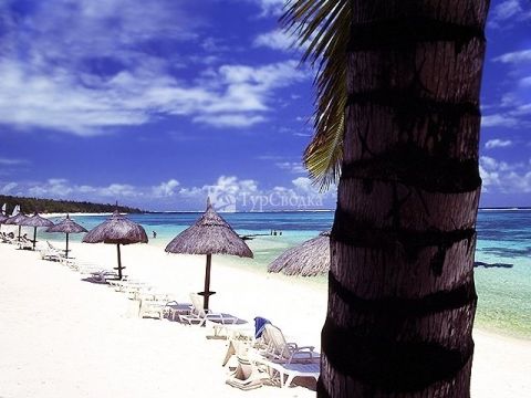 Один из многочисленных пляжей острова Маврикий.