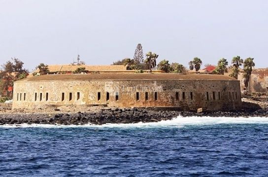 Крепость на острове Горе.