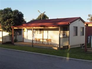 Albany Holiday Park Cabins and Chalets 3*