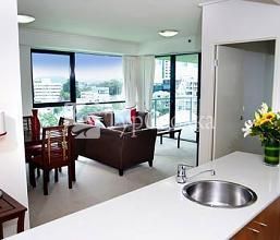 Quest Spring Hill Serviced Apartments 4*