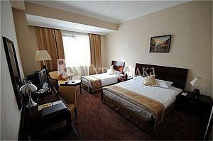Crown Hotel Baku 5*