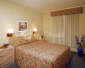 5 Calgary Downtown Suites Hotel 3*