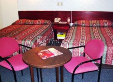 City Centre Motor Hotel 2*