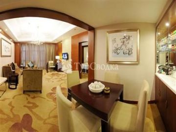 Zhong Heng International Hotel 4*