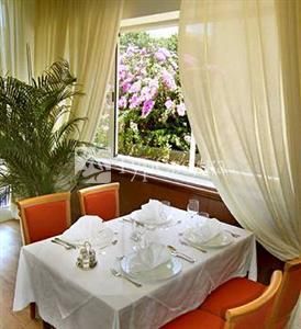 Ivka Hotel Dubrovnik 3*