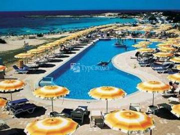 Asterias Beach Hotel 4*