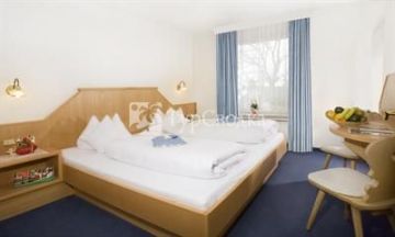 Hotel-Gasthof Drei Lowen 3*