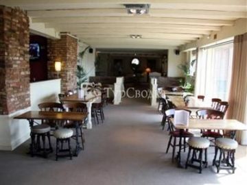 Windmill Village Hotel Coventry 4*