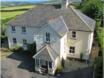 Downton Lodge Country Guest House 4*