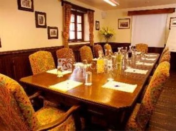 Deddington Arms Hotel 3*