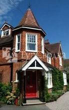 The Lawn Guest House Horley 4*