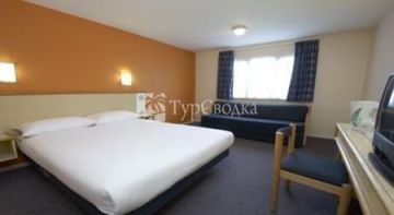 Travelodge Chester Northop Hall 2*