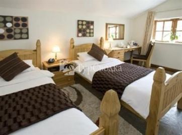 Grindale House 4*