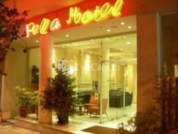 Pella Hotel 2*