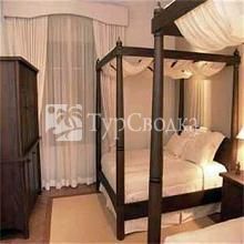 Vista Real Grand Class Hotel 3*