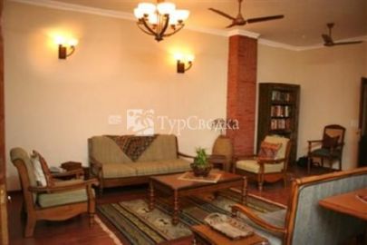 The Estate Bed and Breakfast New Delhi 2*