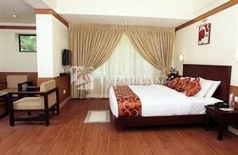Clouds Valley Leisure Hotel 4*