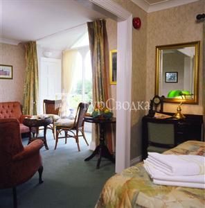 Finnstown Country House Hotel 3*