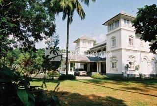 Manor House Hotel Kandy 3*