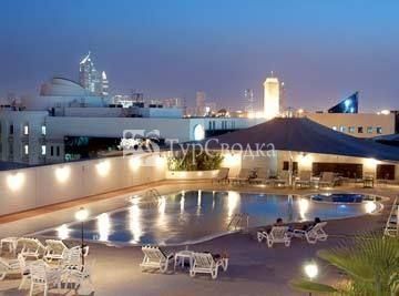 Moevenpick Hotel & Apartments Bur Dubai 5*