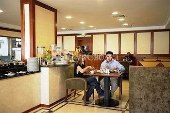 Savoy Park Hotel Apartments Dubai 3*