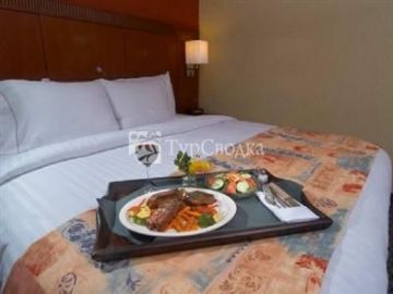 Crowne Plaza Albuequerque 4*