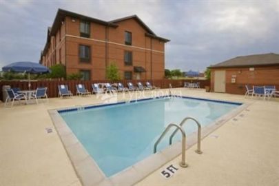 Extended Stay Deluxe Greensboro-Airport 2*