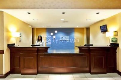 Holiday Inn Express Hotel & Suites Biloxi Ocean Springs 2*