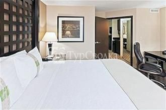 Holiday Inn Hotel & Suites Tulsa South 3*