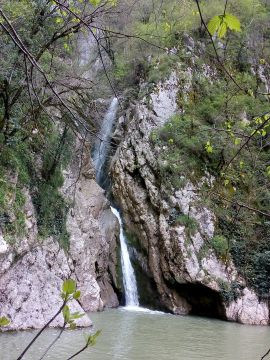 Агурские водопады