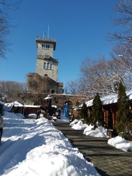 Смотровая башня на горе Ахун