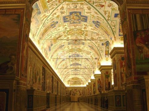 Ватиканская апостольская библиотека. Автор: xiquinhosilva, commons.wikimedia.org