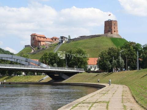 Башня Гедимина. Автор: Bernt Rostad, http://www.flickr.com/photos/brostad/9651317009/