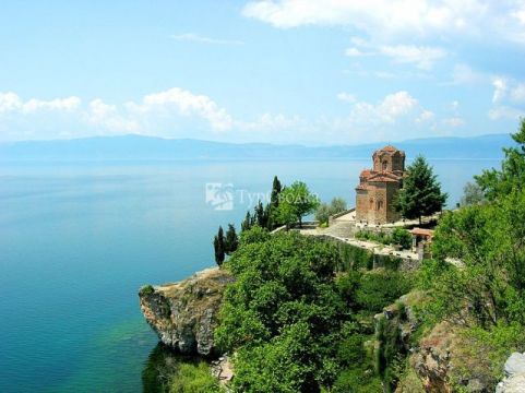 Oзеро Охрид. Автор: Elen Schurova, http://www.flickr.com/photos/28515337@N06/3757715915