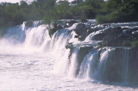 Водопады Нгонье. Автор:  From www.world-traveller.org