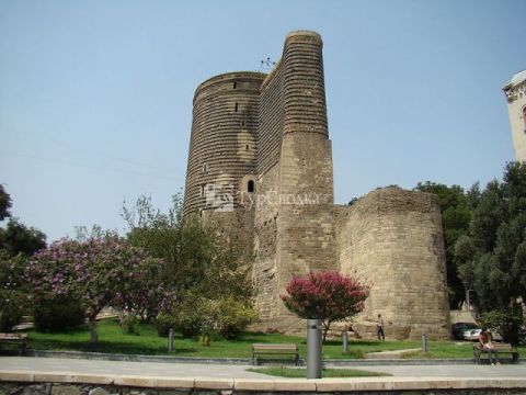 Девичья башня. Автор: Wikimedia.org