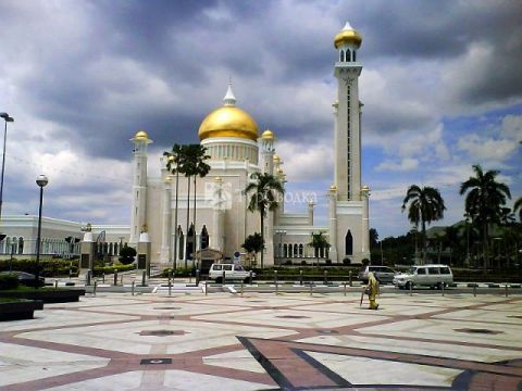 Мечеть Султана Омара Али Сайфуддина. Автор: Kurun, wikimedia.org