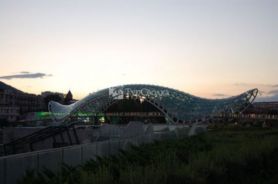 Мост Мира. Автор: Andrzej W&#243;jtowicz, wikimedia.org