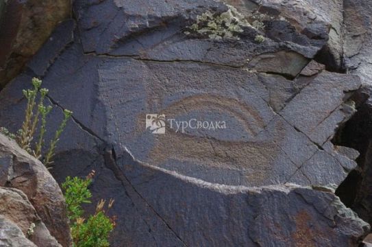 Петроглифы археологического ландшафта Тамгалы (Танбалы)