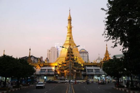 Пагода Суле. Автор: Jason Eppink, wikimedia.org