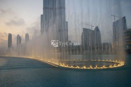Поющий фонтан Дубай. Автор: Steven Byles, wikimedia.org