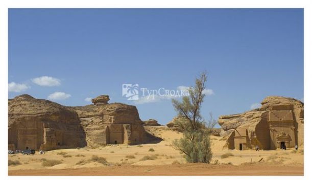 Археологический комплекс Мадаин-Салих (Хегра, Аль-Хиджр). Автор: Basheer Olakara, wikimedia.org