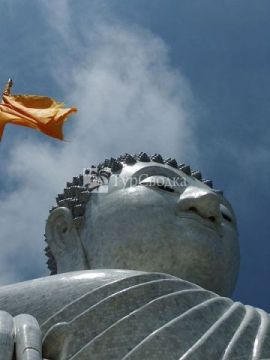 Статуя Будды. Автор: Staninvancouver, wikimedia.org